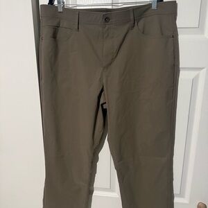 Weatherproof Vintage Men's Tech Pant Straight Fit Water Resistant Tan Size 40x32
